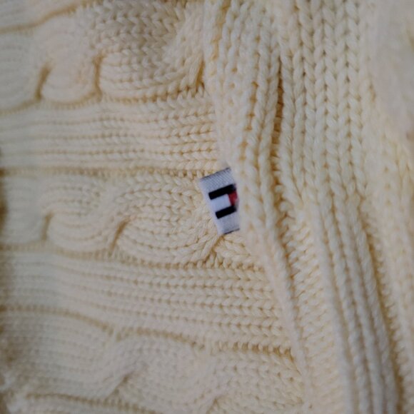 Tommy Hilfiger Size XL Butter Yellow Fisherman Preppy Cable Knit sweater - Picture 4 of 6
